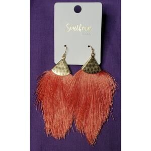 Southern Seoul Long Coral Colored Tassel Fringe Earrings, Hammered Gold Tone NWT